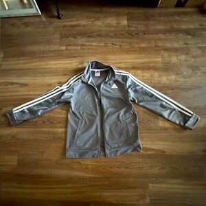 Adidas Kids XL Gray Zip-Up Jacket with White Stripes – Classic Sporty Style